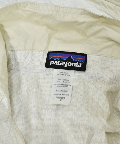 patagonia(パタゴニア)の「【ヴィンテージ古着】Patagonia / パタゴニア ウィメンズ トレントシェル トレンチコート ナイロンジャケット(トレンチコート・メンズ・ホワイト・MEDIUM)」の5枚目の写真