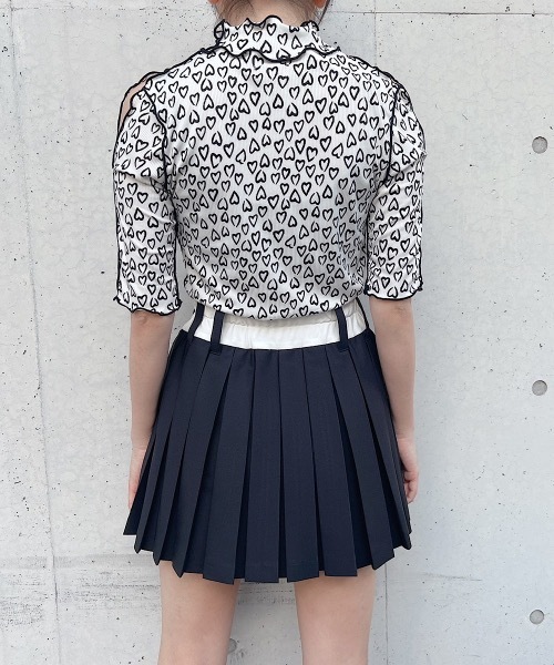 lilLilly（リルリリー）の「カットアウトリブメロートップス（Tシャツ/カットソー・レディース・ブラック/ホワイト・FREE）」の6枚目の写真