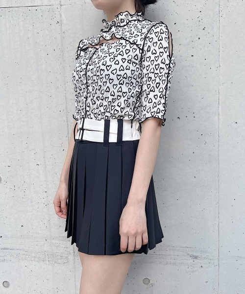 lilLilly（リルリリー）の「カットアウトリブメロートップス（Tシャツ/カットソー・レディース・ブラック/ホワイト・FREE）」の5枚目の写真