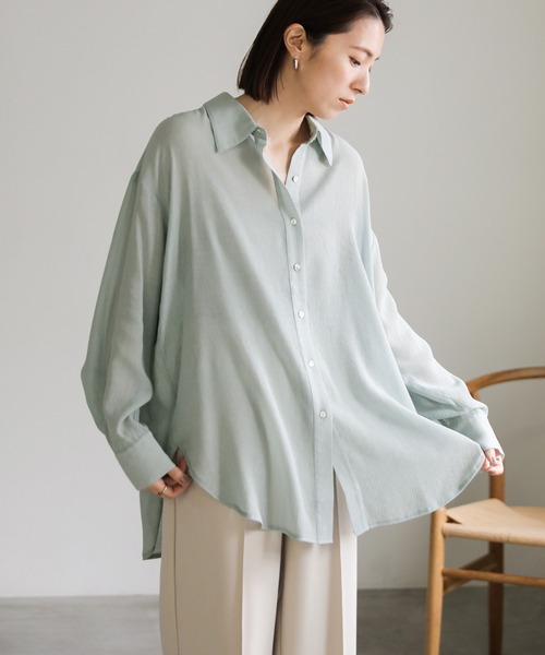 select MOCA(セレクトモカ)の「楊柳オーバーサイズシャツ(シャツ/ブラウス・レディース・マスタード/グレイッシュベージュ/グレイッシュブルー・FREE)」の18枚目の写真