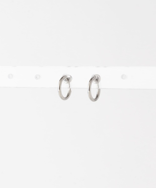 KBF（ケイビーエフ）の「プチフープイヤリング（イヤリング・レディース・ゴールド/シルバー・ONE）」の3枚目の写真