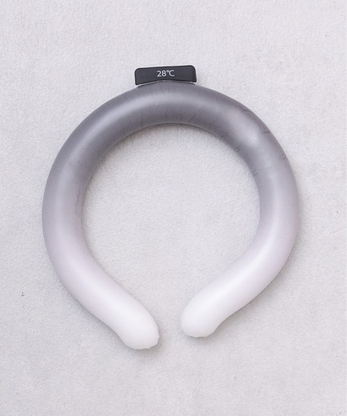 CREARE -LINO-（クレアーレリノ）の「【虫よけ】ISU COORING(アイス クーリング )グラデーション クーリングネックチューブ 28℃ /　虫を寄せ付けにくい（アウトドアグッズ・メンズ・ブラック/カーキ・S/M/L）」の5枚目の写真