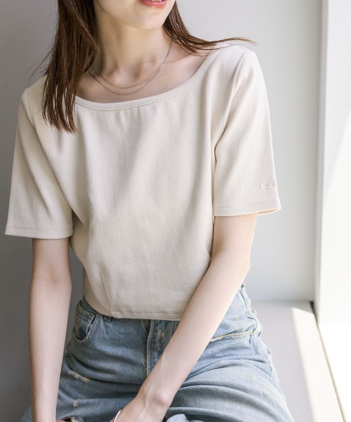 mystic（ミスティック）の「リブチビTシャツ（Tシャツ/カットソー・レディース・グリーン/ピンク/アイボリー/ブラック/オフホワイト/ブルー・FREE）」の3枚目の写真