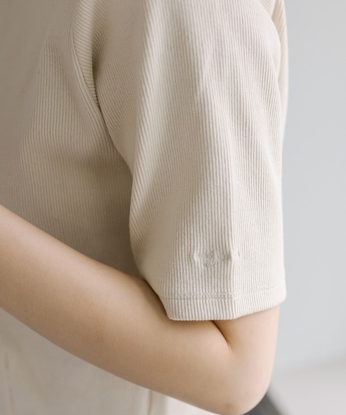 mystic（ミスティック）の「リブチビTシャツ（Tシャツ/カットソー・レディース・グリーン/ピンク/アイボリー/ブラック/オフホワイト/ブルー・FREE）」の8枚目の写真