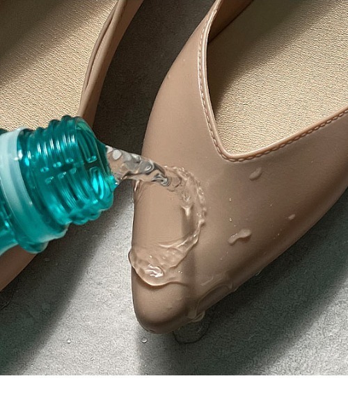 KOBE LETTUCE（コウベレタス）の「晴雨兼用ポインテッドバレエパンプス（レインシューズ・レディース・モカ/ベージュ/ブラック・LL/S/M/L）」の13枚目の写真