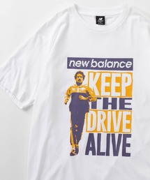 【New Balance/ニューバランス】NB KEEP THE DRIVE ALIVE ランナーグラフィックプリント 半袖Tシャツ/ユニセックス