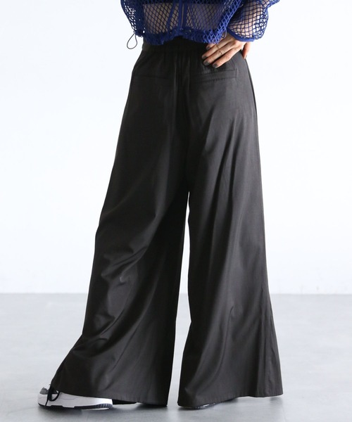PAGEBOY(ページボーイ)の「ウエストデザインワイドパンツ(その他パンツ・レディース・ブラック/ブラウン/オフホワイト・FREE)」の18枚目の写真