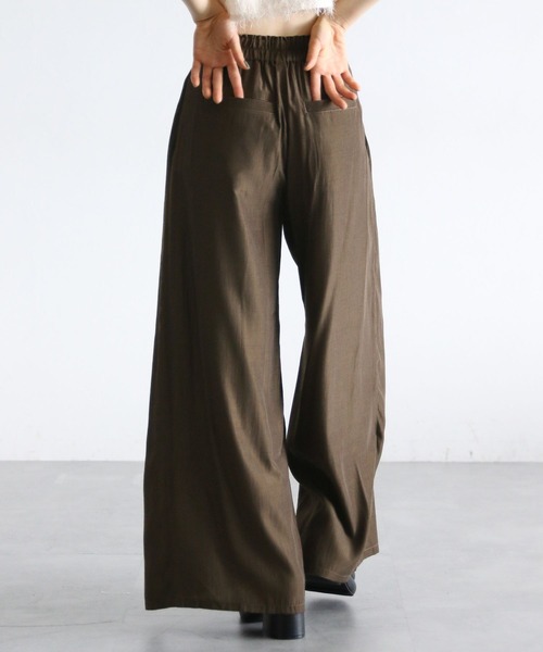 PAGEBOY(ページボーイ)の「ウエストデザインワイドパンツ(その他パンツ・レディース・ブラック/ブラウン/オフホワイト・FREE)」の4枚目の写真