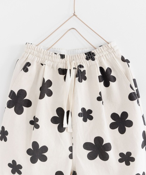 LOWRYS FARM(ローリーズファーム)の「シェフパンツ 973626(その他パンツ・キッズ・アイボリー/ホワイト系その他/グリーン/ブラック系その他/ブラック/ピンク/ホワイト系その他3/ホワイト系その他2/レッド・110cm/120cm/130cm/150cm/140cm)」の12枚目の写真