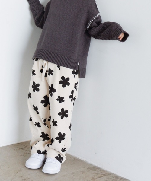 LOWRYS FARM(ローリーズファーム)の「シェフパンツ 973626(その他パンツ・キッズ・アイボリー/ホワイト系その他/グリーン/ブラック系その他/ブラック/ピンク/ホワイト系その他3/ホワイト系その他2/レッド・110cm/120cm/130cm/150cm/140cm)」の22枚目の写真