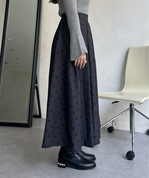 prose verse(プロズヴェール)の「タックフレアスカート(スカート・レディース・ブラック/チャコール/ブラック系その他/アイボリー・MEDIUM)」の20枚目の写真