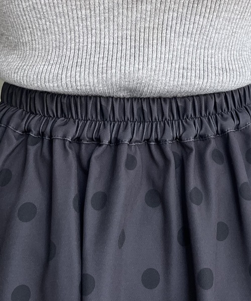 prose verse(プロズヴェール)の「タックフレアスカート(スカート・レディース・ブラック/チャコール/ブラック系その他/アイボリー・MEDIUM)」の22枚目の写真