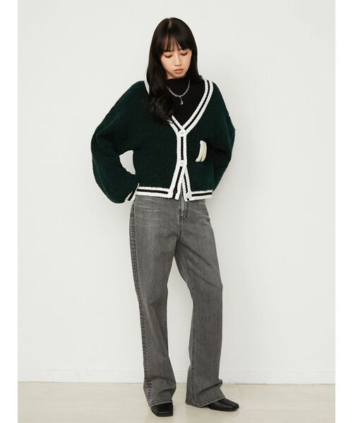 CALNAMUR(カルナムール)の「バックロゴソフトフレアデニム(デニムパンツ・レディース・ブラック/ブルー・MEDIUM/SMALL)」の8枚目の写真