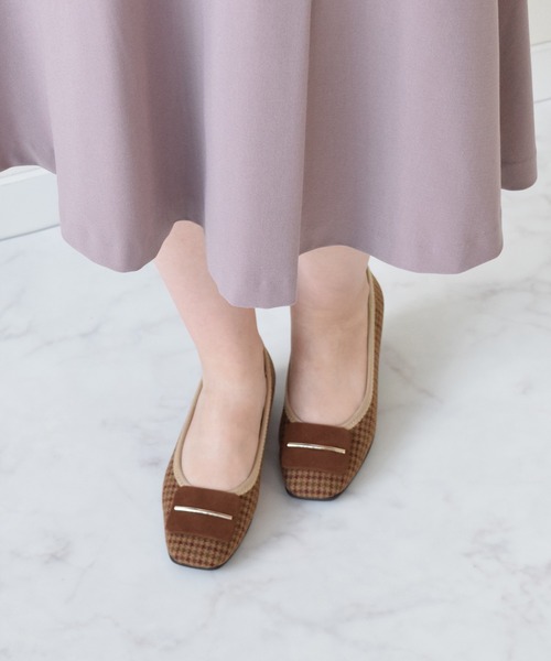 Bridget Birkin(ブリジットバーキン)の「【Bridget Birkin walk】バックルモチーフウォーキングパンプス(535217)(パンプス・レディース・ブラック/ブラック系その他/ブラウン/ベージュ系その他/ブラック系その他2・23/23.5/24/24.5/22.5)」の22枚目の写真