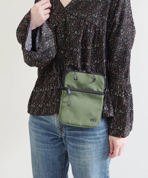 MEI（メイ）の「MEI/メイ サコッシュ【233009】（ショルダーバッグ・メンズ・ベージュ/グレー/ブラック/カーキ・FREE）」の4枚目の写真