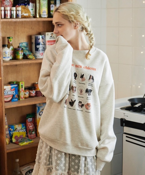 Birthday room（バースデイルーム）の「犬いっぱいトレーナー/スウェットシャツ（スウェット・レディース・ナチュラル/グレー/ホワイト・FREE）」の3枚目の写真