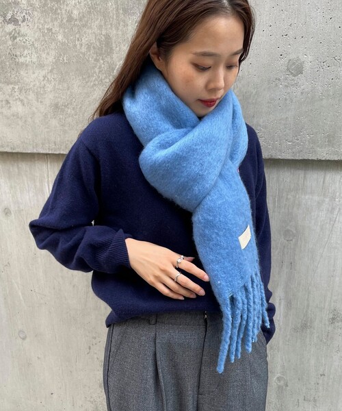 fredy emue（フレディエミュ）の「ブークレカラーマフラー30（マフラー