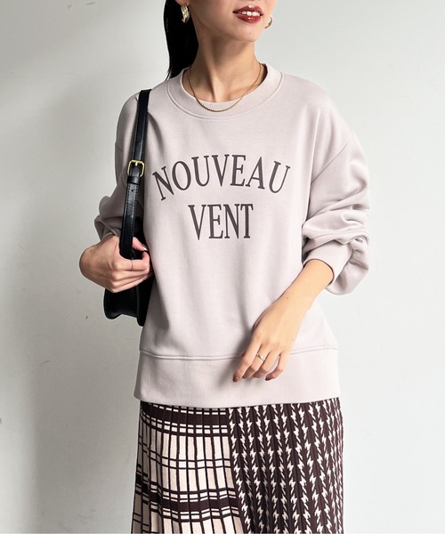 Chez toi（シェトワ）の「軽量ボンディングフロッキーロゴプルオーバー（スウェット・レディース・ブラック/カーキ/アイボリー/バイオレット・FREE）」の17枚目の写真