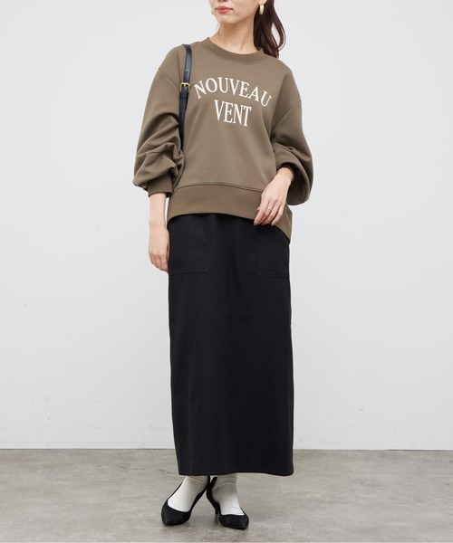 Chez toi（シェトワ）の「軽量ボンディングフロッキーロゴプルオーバー