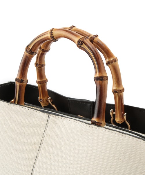 SALON adam et rope'(サロン アダム エ ロペ)の「バンブーハンドル2WAYショルダーバッグ(ハンドバッグ・レディース・ブラック/キナリ/ベージュ系その他・FREE)」の17枚目の写真