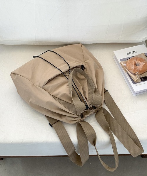 LYEON（リヨン）の「ドロストナップサック（バックパック/リュック・レディース・ブラック/カーキ/ベージュ・FREE）」の4枚目の写真