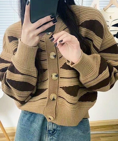 Miniministore(ミニミニストア)の「ニットカーディガン 秋冬レディース 配色(ニット/セーター・レディース・ブラウン/グリーン/アイボリー/ピンク・フリー)」の3枚目の写真
