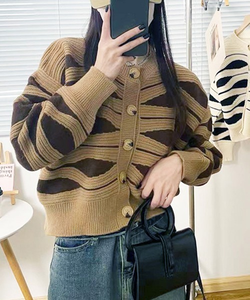 Miniministore(ミニミニストア)の「ニットカーディガン 秋冬レディース 配色(ニット/セーター・レディース・ブラウン/グリーン/アイボリー/ピンク・フリー)」の7枚目の写真
