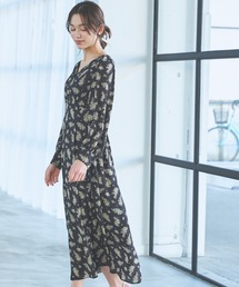 mysty woman | ミモザ柄エンパイアワンピース　104192(ワンピース)