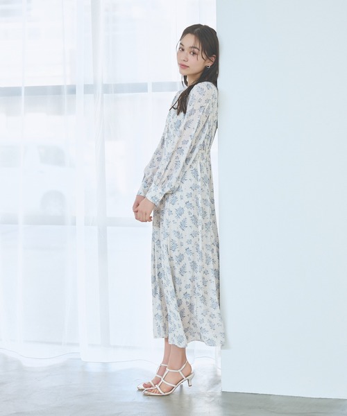 mysty woman（ミスティウーマン）の「ミモザ柄エンパイアワンピース　104192（ワンピース・レディース・ブラック/イエロー/ブルー・FREE）」の8枚目の写真