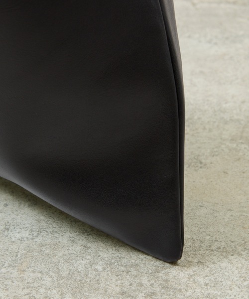 And A(アンドエー)の「And A アンドエー / FINE LEATHER MARCHE BAG レザーマルシェバッグ コンビニエンスバッグ / AA-A23U004(トートバッグ・メンズ・ブラック/オフホワイト/ダークブラウン・FREE)」の10枚目の写真