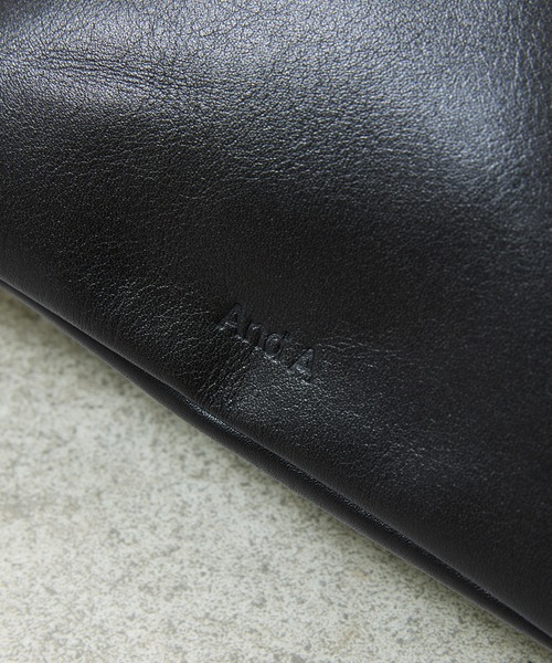 And A(アンドエー)の「And A アンドエー / FINE LEATHER MARCHE BAG レザーマルシェバッグ コンビニエンスバッグ / AA-A23U004(トートバッグ・メンズ・ブラック/オフホワイト/ダークブラウン・FREE)」の11枚目の写真