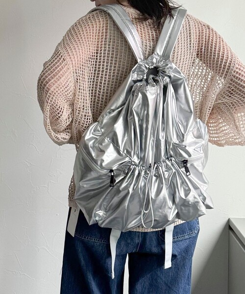 fredy emue（フレディエミュ）の「ドロスシャーリングリュック（バックパック/リュック・レディース・ブラック/シルバー・FREE）」の6枚目の写真