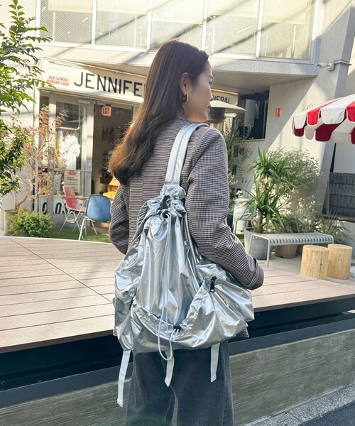 fredy emue（フレディエミュ）の「ドロスシャーリングリュック（バックパック/リュック・レディース・ブラック/シルバー・FREE）」の9枚目の写真