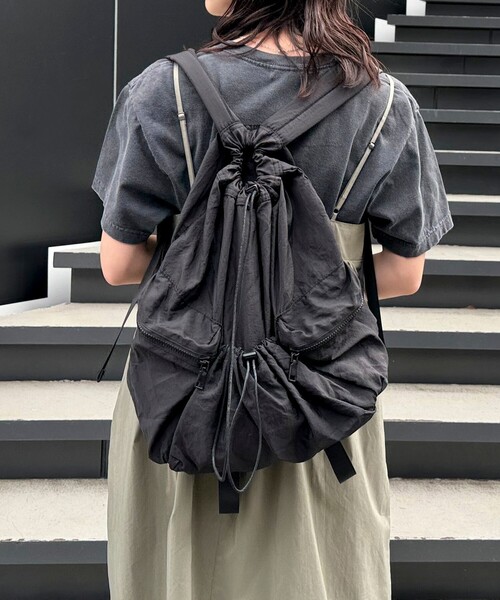 fredy emue（フレディエミュ）の「ドロスシャーリングリュック（バックパック/リュック・レディース・ブラック/シルバー・FREE）」の16枚目の写真