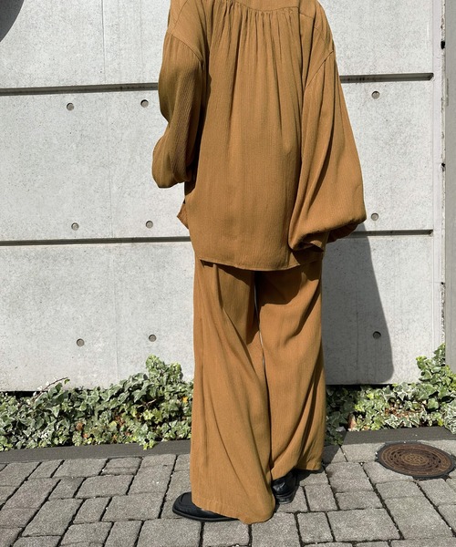 select MOCA by son（セレクトモカバイソン）の「リラックスギャザーワイドパンツ（その他パンツ・レディース・ブラウン/ブラック/アイボリー・FREE）」の11枚目の写真