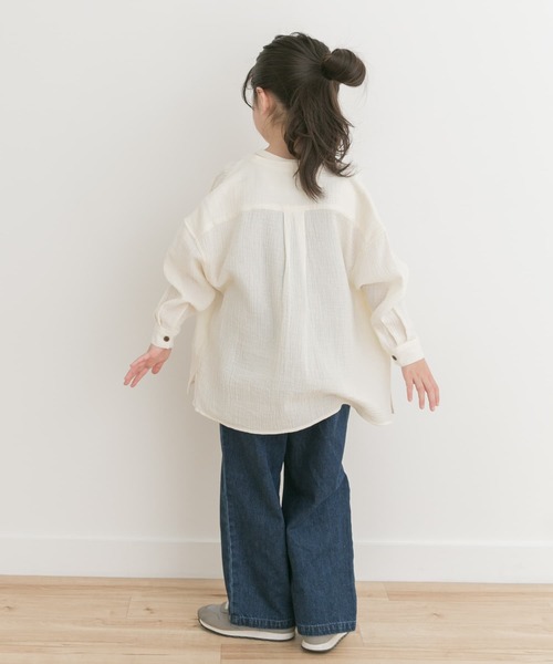 URBAN RESEARCH DOORS（アーバンリサーチドアーズ）の「Wガーゼルーズシャツ(KIDS)（シャツ/ブラウス・キッズ・ブルー/オフホワイト・120/105/135）」の8枚目の写真