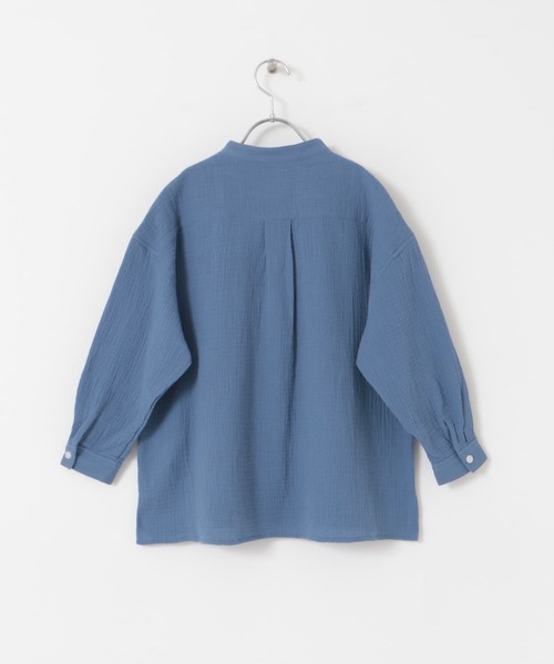 URBAN RESEARCH DOORS（アーバンリサーチドアーズ）の「Wガーゼルーズシャツ(KIDS)（シャツ/ブラウス・キッズ・ブルー/オフホワイト・120/105/135）」の19枚目の写真