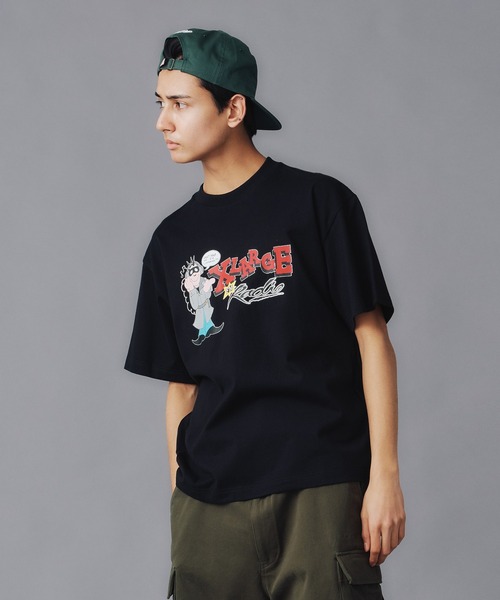 XLARGE(エクストララージ)の「XLARGE RADIO S/S TEE(Tシャツ/カットソー・メンズ・ホワイト/ネイビー/ブラック・S/M/L/XL)」の1枚目の写真