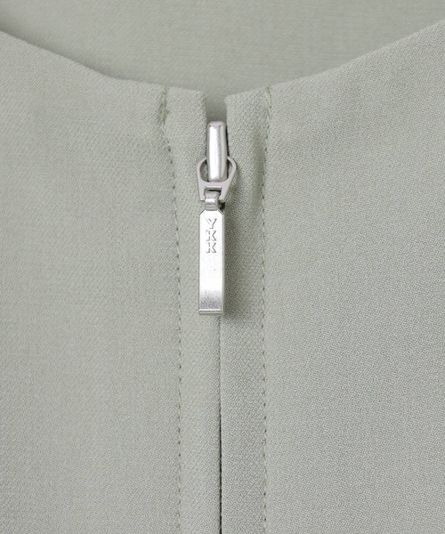 GLACIER lusso(グラシアルッソ)の「8分袖ドルマンブルゾン(ブルゾン・レディース・アイボリー/ブラック/カーキ/グレイッシュベージュ・S/M/L/LL)」の5枚目の写真