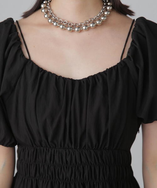 FREE'S MART(フリーズマート)の「◆2WAYオフショルボリュームスリーブワンピース(ワンピース・レディース・ブラック/ホワイト/ライトグリーン・SMALL/MEDIUM)」の11枚目の写真