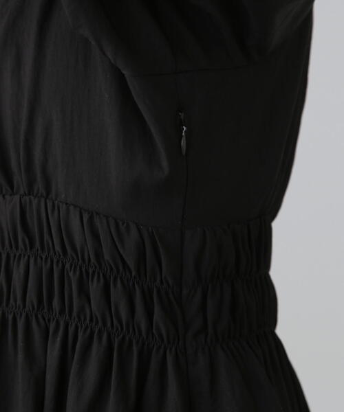 FREE'S MART(フリーズマート)の「◆2WAYオフショルボリュームスリーブワンピース(ワンピース・レディース・ブラック/ホワイト/ライトグリーン・SMALL/MEDIUM)」の14枚目の写真