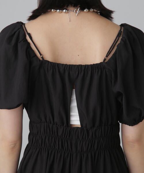 FREE'S MART(フリーズマート)の「◆2WAYオフショルボリュームスリーブワンピース(ワンピース・レディース・ブラック/ホワイト/ライトグリーン・SMALL/MEDIUM)」の15枚目の写真