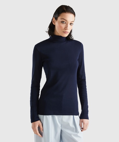 BENETTON (UNITED COLORS OF BENETTON)(ベネトンユナイテッドカラーズオブベネトン)の「ブランドロゴ刺繍入りモックネック長袖カットソー(Tシャツ/カットソー・レディース・ブラック/ネイビー/ホワイト・SMALL/X-SMALL)」の3枚目の写真