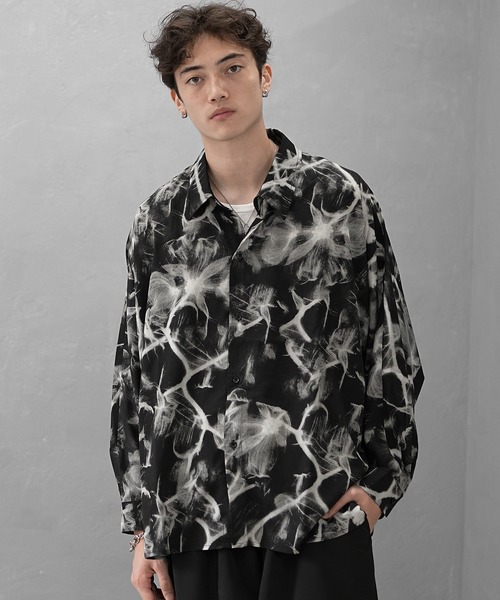boohoo MAN★オーバーサイズ 半袖 花柄 マスク トップス Tシャツ boohoo MAN☆オーバーサイズ 半袖 フローラル マスク Tシャツ