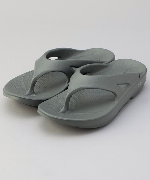 OOFOS（ウーフォス）の「OOFOS/ウーフォス Ooriginal/ウーオリジナル（サンダル・メンズ・ブラック/オリーブ/グレー・8/9/7）」の5枚目の写真
