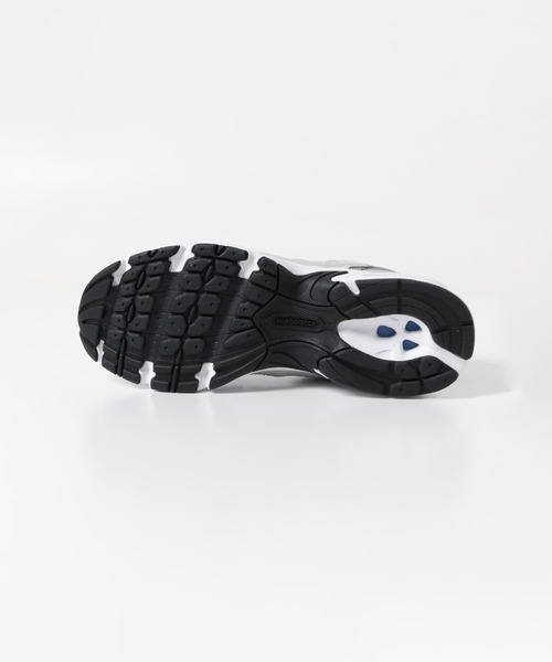 URBAN RESEARCH DOORS（アーバンリサーチドアーズ）の「NEW BALANCE　MR530（スニーカー・レディース・ブラック/グレー・23.5/24/24.5）」の11枚目の写真