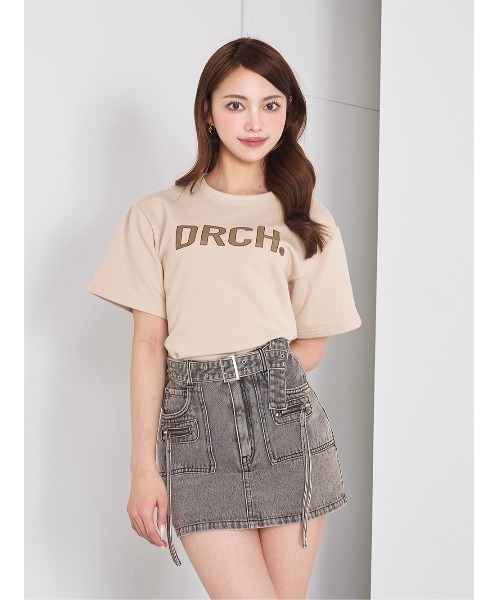 Darich(ダーリッチ)の「ボックスロゴTシャツ(Tシャツ/カットソー・レディース・ブラック/ベージュ/ホワイト・FREE)」の3枚目の写真