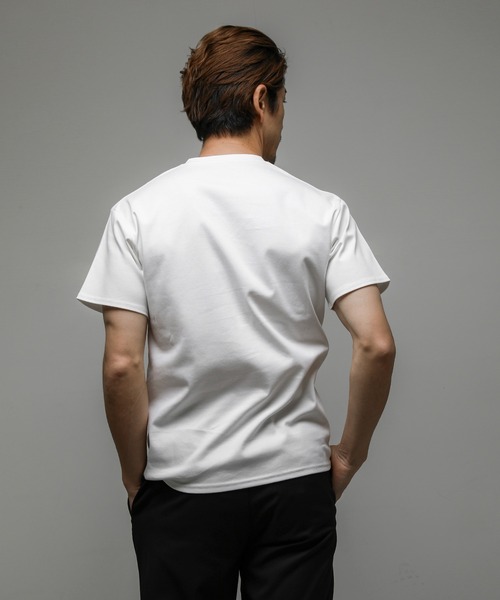 VANQUISH（ヴァンキッシュ）の「VANQUISH / ヴァンキッシュ アイコン エンブロイダリー クルーネック半袖Tシャツ（Tシャツ/カットソー・メンズ・ホワイト/ブラック・M/L）」の3枚目の写真