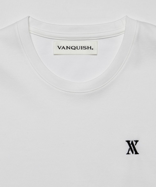 VANQUISH（ヴァンキッシュ）の「VANQUISH / ヴァンキッシュ アイコン エンブロイダリー クルーネック半袖Tシャツ（Tシャツ/カットソー・メンズ・ホワイト/ブラック・M/L）」の4枚目の写真