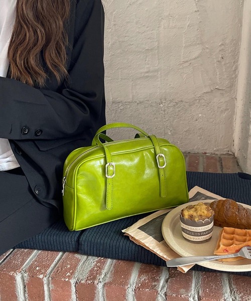 LA VORAGINE（ラ ヴォラジネ）の「フェイクレザーボストンバッグ ロングハンドル ミニ バッグ / スクエア ハンドバッグ（ボストンバッグ・レディース・ブラック/アイボリー/グリーン・FREE）」の3枚目の写真